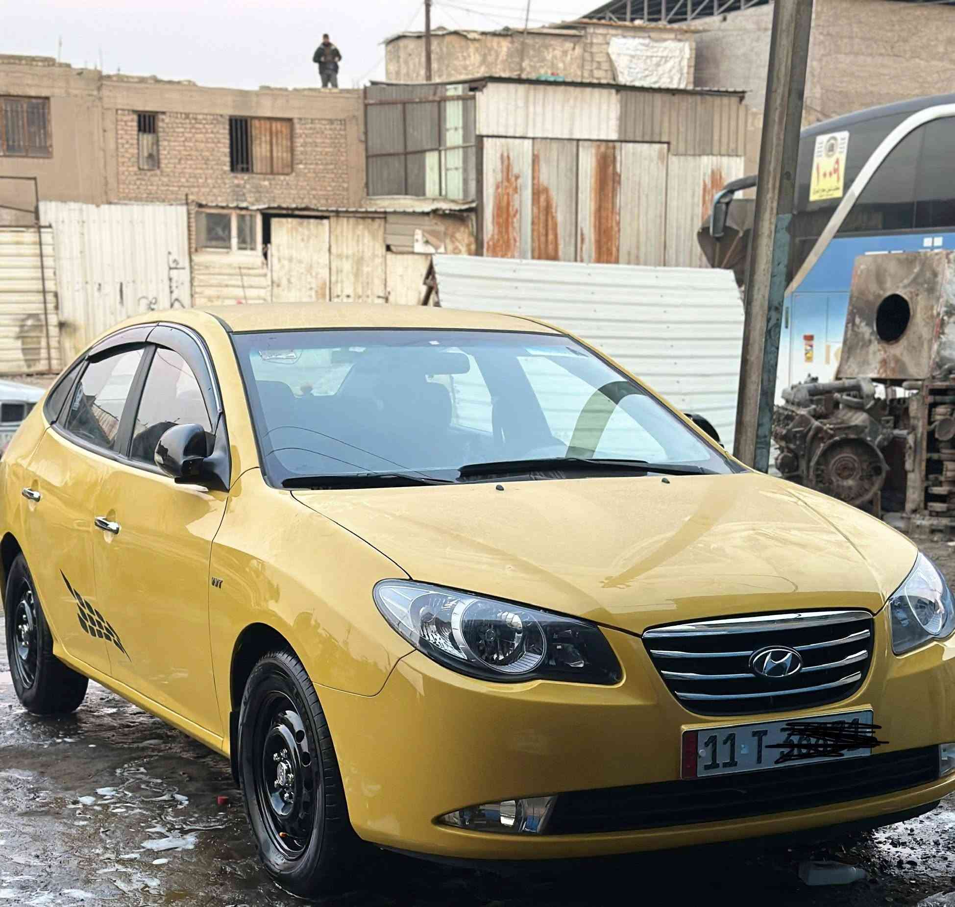 يالله السلام عليكم النترا 2008 امريكي 2000
سياره جديده وكلشي بيها جديد وفول للاخير استعمال شخصي

ظررها باب وتكمه بدون دواخل رقم بغداد باسمي ومصفره سعرها 95. غير متواجد ع الفيس ***********
