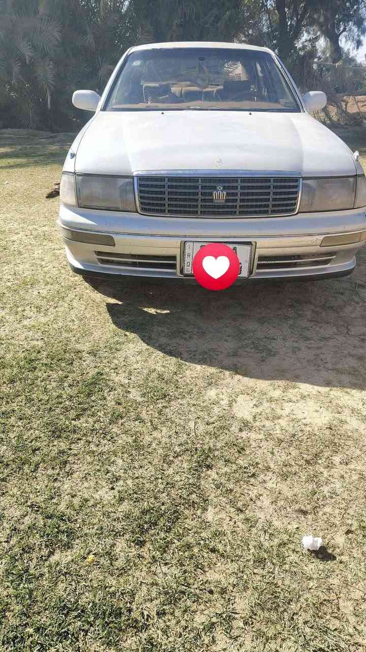 سيارة كراون بطه للبيع
سياره مابيه اي نقص مكفوله كفاله عامه من الضربه 
الون لؤلؤي رقم واسط موديل 1993 سنوية لل 2030 
السعر 52 وبيه مجال لشراي المكان ذي قار قضاء الدواية 
للاستفسار اكثر الاتصال على هذا الرقم 
*********** بيه واتساب
