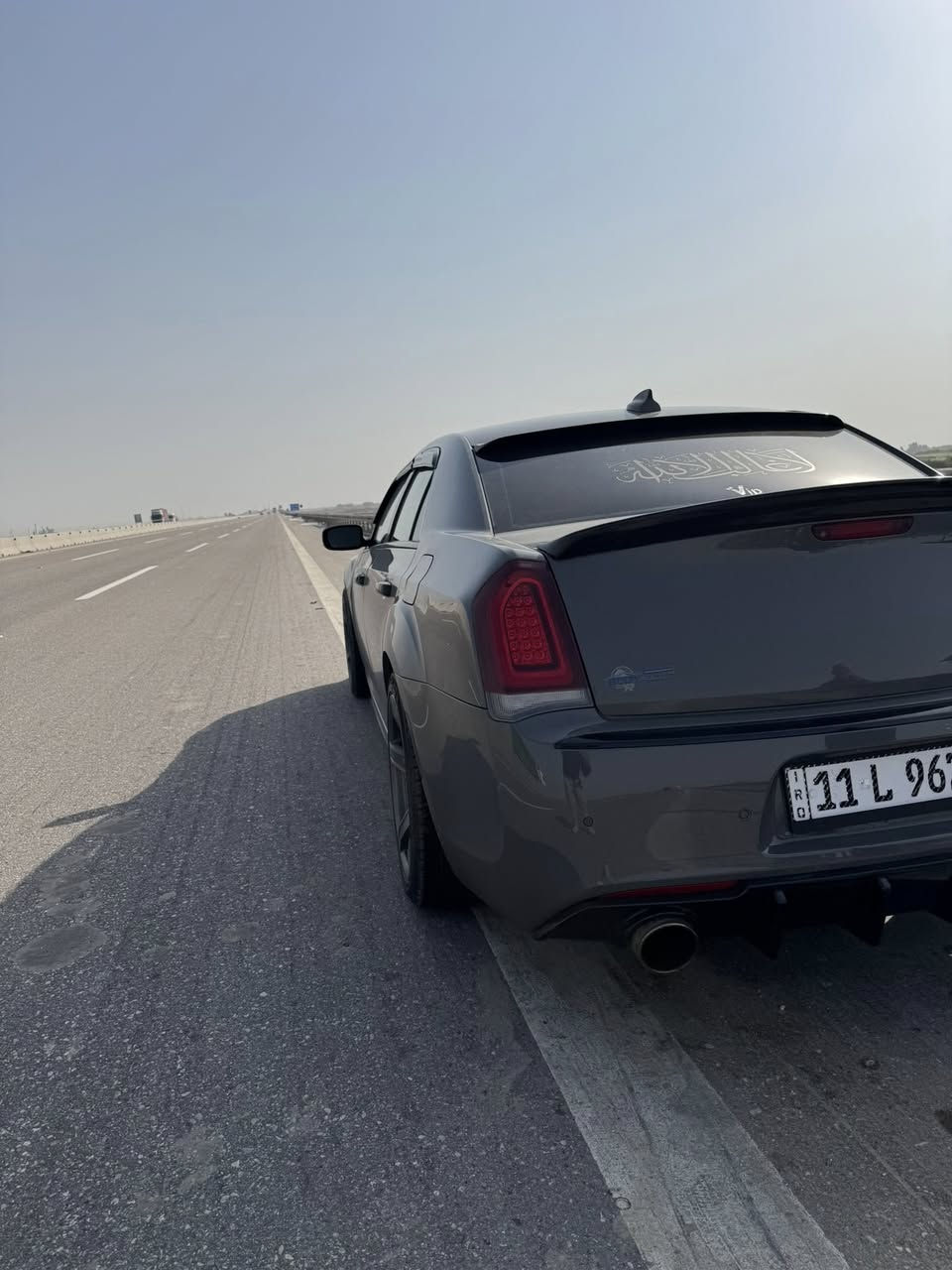 السلام عليكم ورحمه بيع مستعجل اوباما هيمي ٨ سلندر اسمنتيه حادثهه بنيد وجاملغ والثاني نفسه بي شبر او شبرين صبغ السياره جاهزه من كلشي تاخذهه ربع دينار ماتصرف عليهه تخم تايرات جديد حداديه وره وكدام باتري جديد لايتات جديد كلشي السياره بيهه مبدل وجديد رقم بغداد بأسمي رقم الجديد هزه داخله وكلشي مكمل سنويتهه تنتهي بل ٣٠ سعر مال بيع 250 وبيهه مجال جدا بسيط اكرر بيع مستعجل وهاذه رقمي ***********
