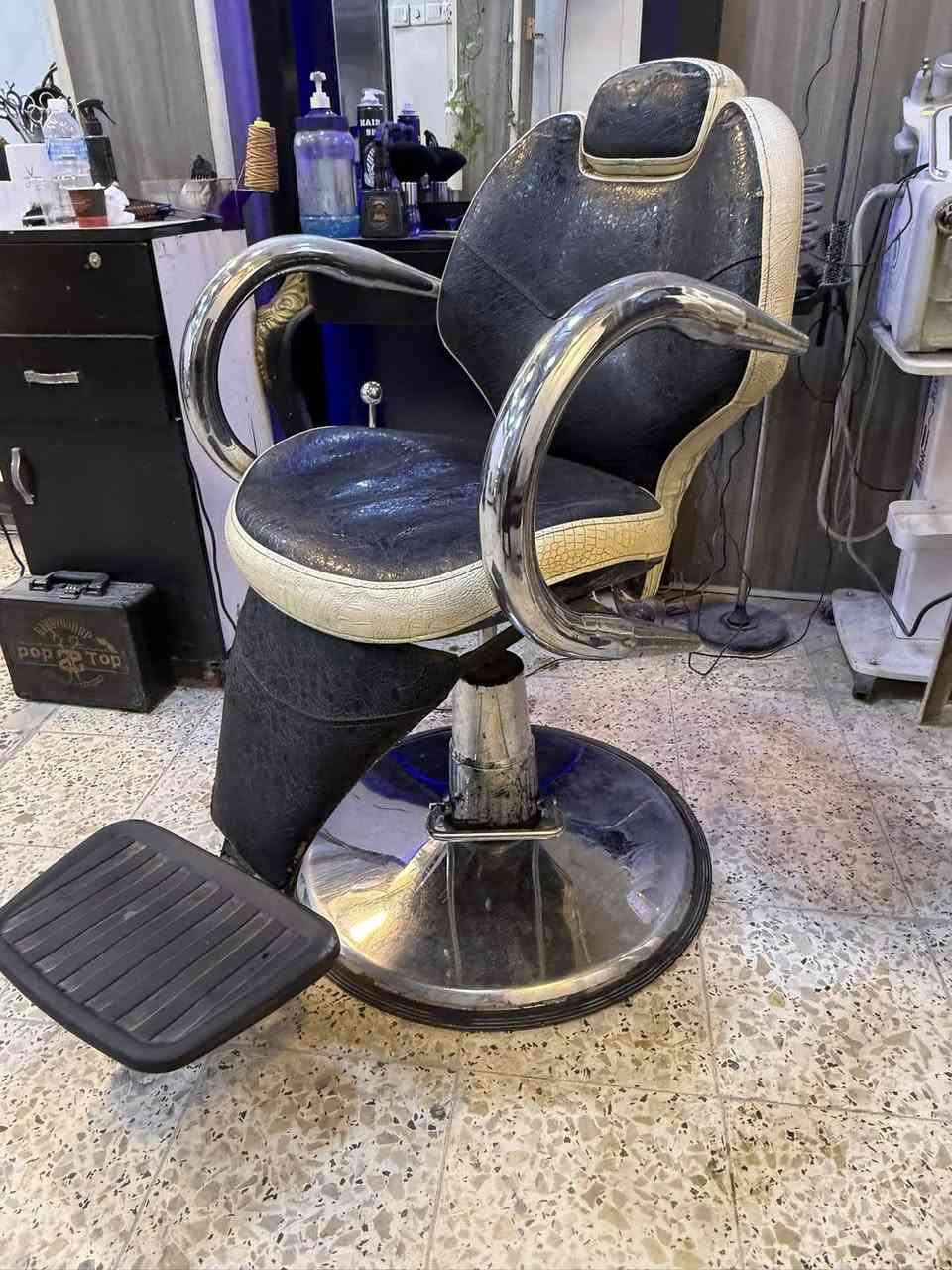 كراسي حلاقه للبيع للأسفسار والتواصل عله رقم موجود
‭٠٧٧٠ ٩٦٦ ٧٥٣٤‬
