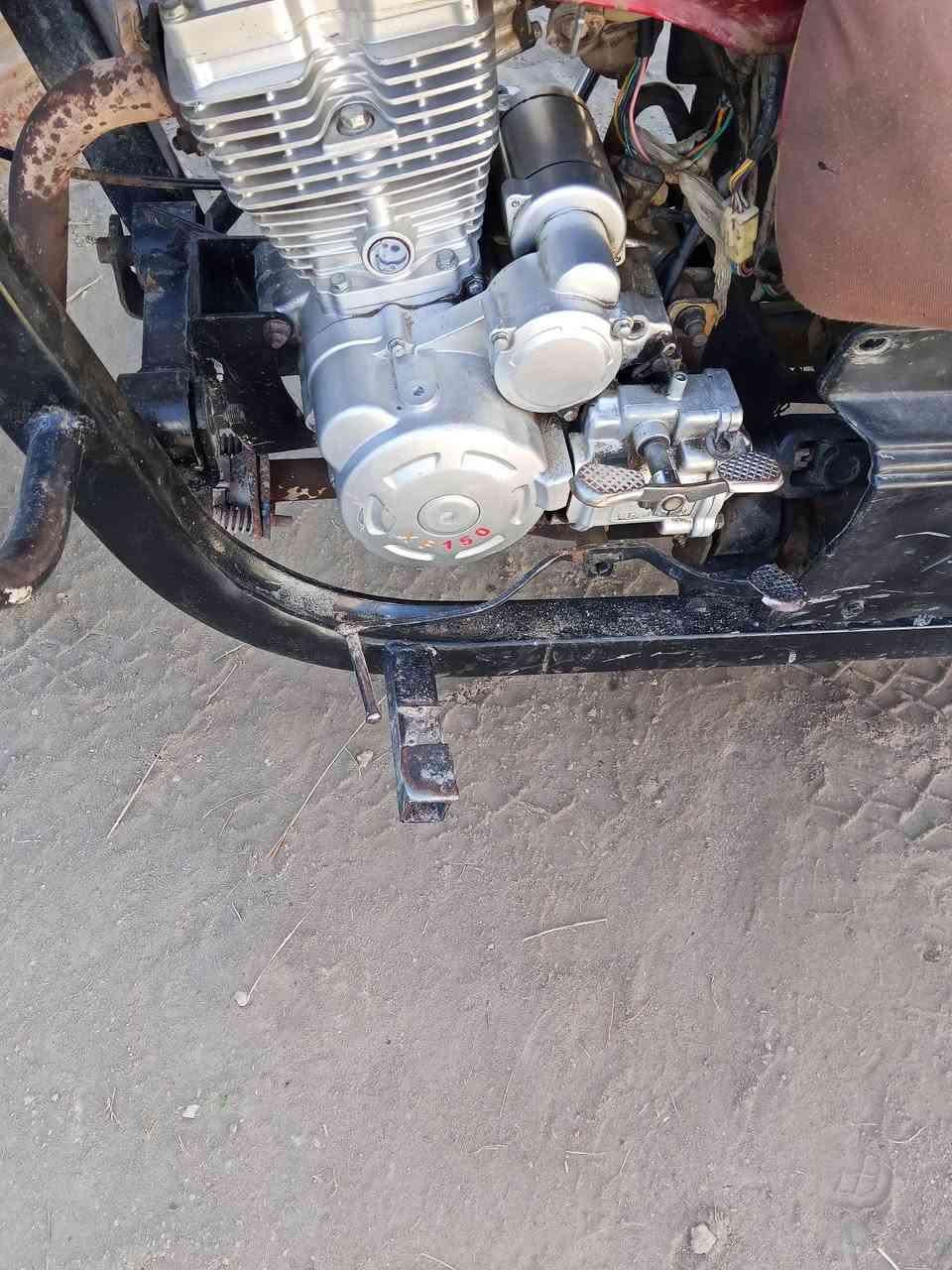 ستوته للبيع موديل 16اوراق اصولي محرك 24 مكان اطوريج السعر مناسب جداً موبايل ***********
