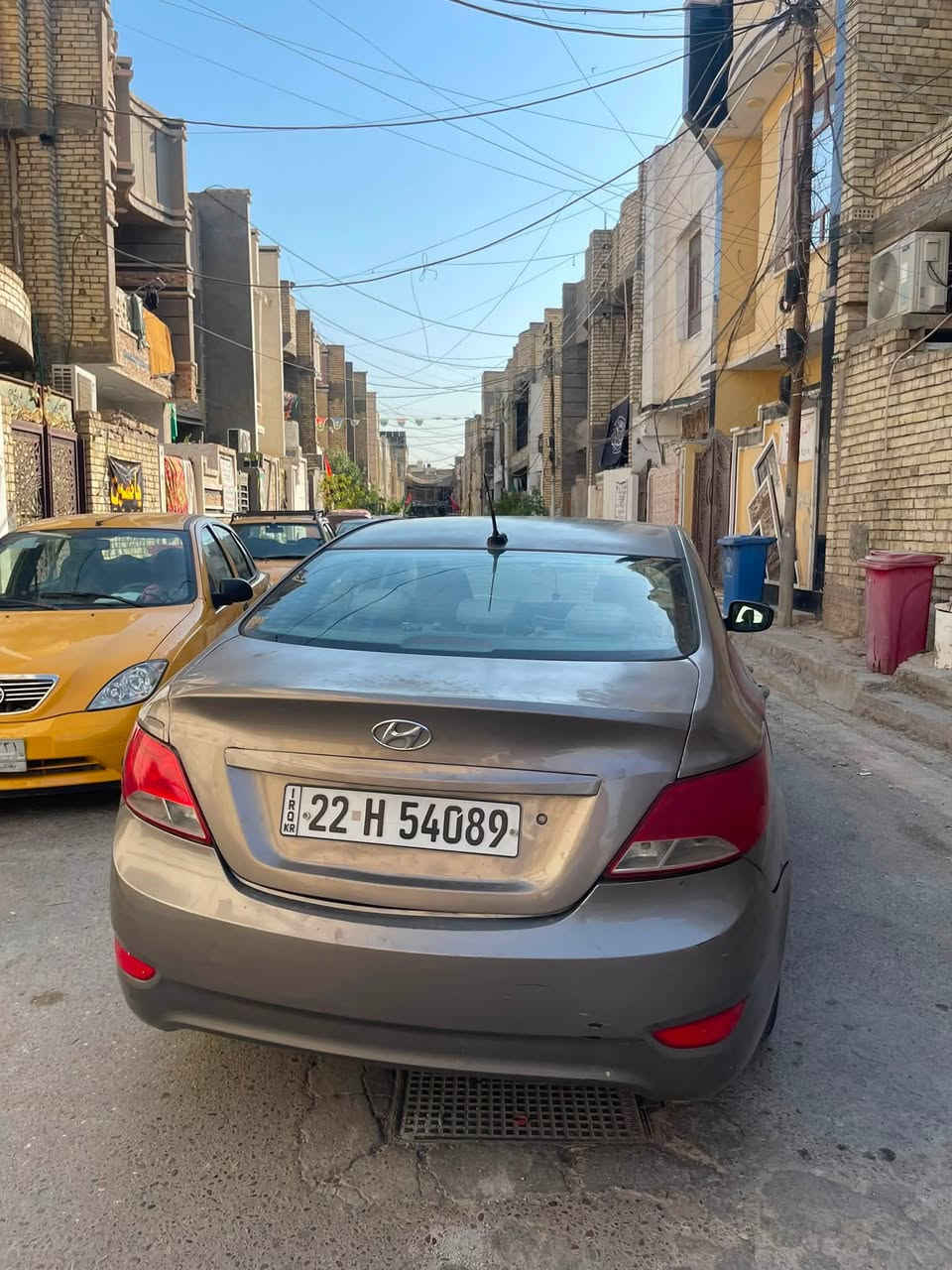السلام عليكم اكسنت مديل٢٠١٧السيارة احلة منل صور بهواي رقم أربيل تحويل أو وكالة السيارة خير من الله محرك كير تبريد كفالة حادثهه جاملغ وبنيذ نفسهم مصبوغات مستعجل عله بيعتهه السعر٨٠وبيهه شي بسيط مكانهه بغداد البلديات***********
