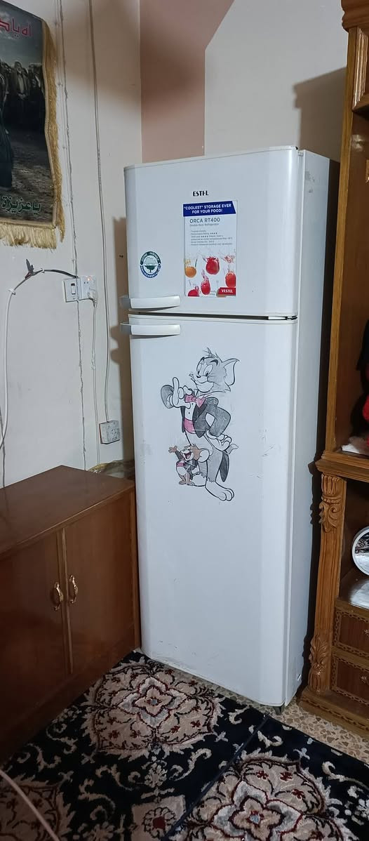 ثلاجه اخت الجديده كلش شغله ع فحص سعر 250 كربلاء حي القادسيه *********** كربلاء, العراق
