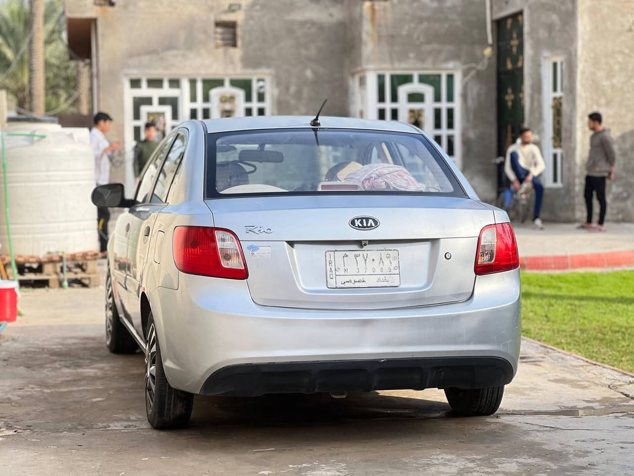 السلام عليكم كيه ريو موديل 2012 لسياره خليجيه ما بيهه اي نقص لسياره كلشي شغال بيهه كير  عادي مكينه خير من الله تبريد ثلج   اذا تريد تفاصيل اكثر تصل وتدلل  رقم لسياره بغداد  مكان السياره بغداد ابو غريب  رقم الهاتف*********** السعر 82
