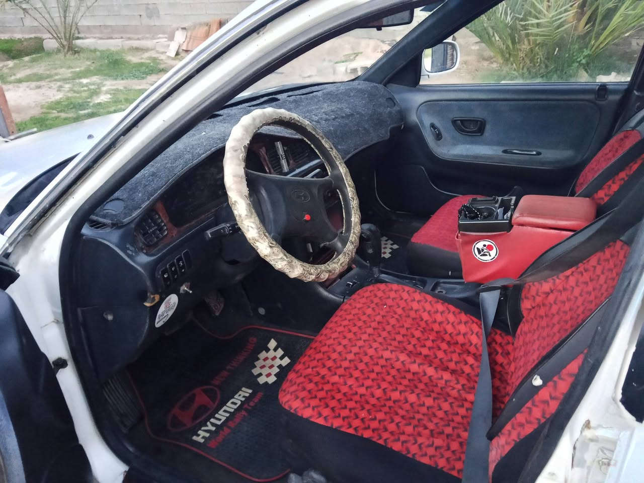 سلام عليكم سوناته تو موديل 94 رقم بغداد كير وتماتيك جديد مكينه جديده لا تبخير ولا تنقيص جام كهرباي غرفته حلوه  سياره لا صبغ ولاشي بلاديه  ولباغي دكام لعين    رقم تلفون ***********سعر 42وبيه مجال
