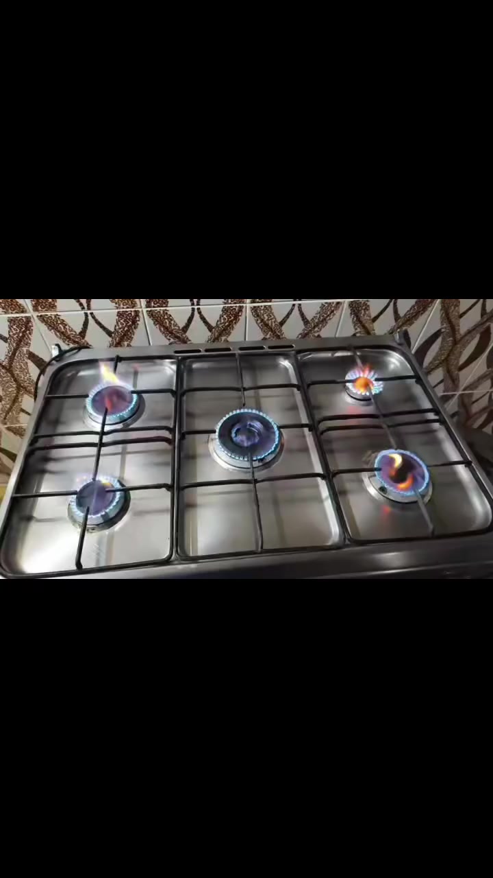 السلام عليكم طباخ مستعمل للبيع شغال كامل سعر 80الف     رقم الهاتف :***********
