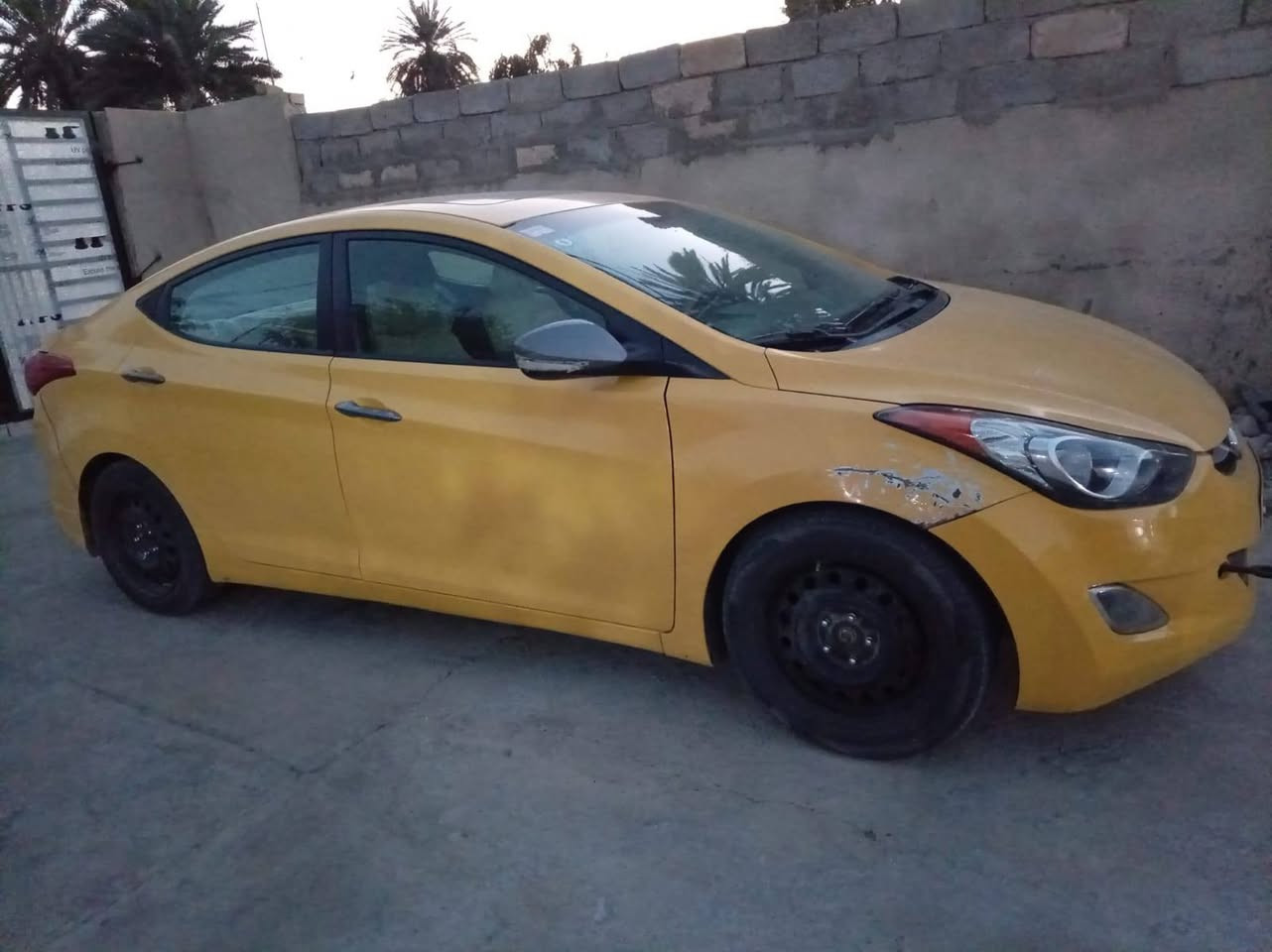 النترا موديل،13 فول مواصفات ماشية146
 فتحة بالقمارة كشنات كهرباء جلد تدفئة بالكشنات أشاير بالمري 
السيارة  شواصي ولغود مكفولات بدون دواخل
حدادية السيارة خير من الله 
بيها فقط تبديل جاملغ واحد
كير محرك 2000 دوش مكفولات 
السيارة إستخدام شخصي 
رقم بغداد انكليزي بأسمي مصفرة هيئة وغرامات
مكاني بغداد 
السعر97 
للأتصال ***********
