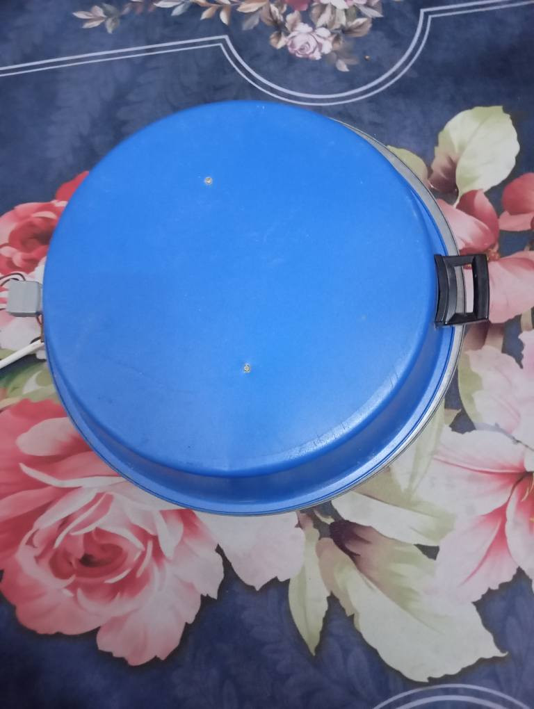 تنور ارضي استخدام قليل تنور شغال ومضمون على الفحص مكاني طويريج مشتري 35ابيعه 20 ‏
‪0771 251 2197‬‏ شراي اتصل
