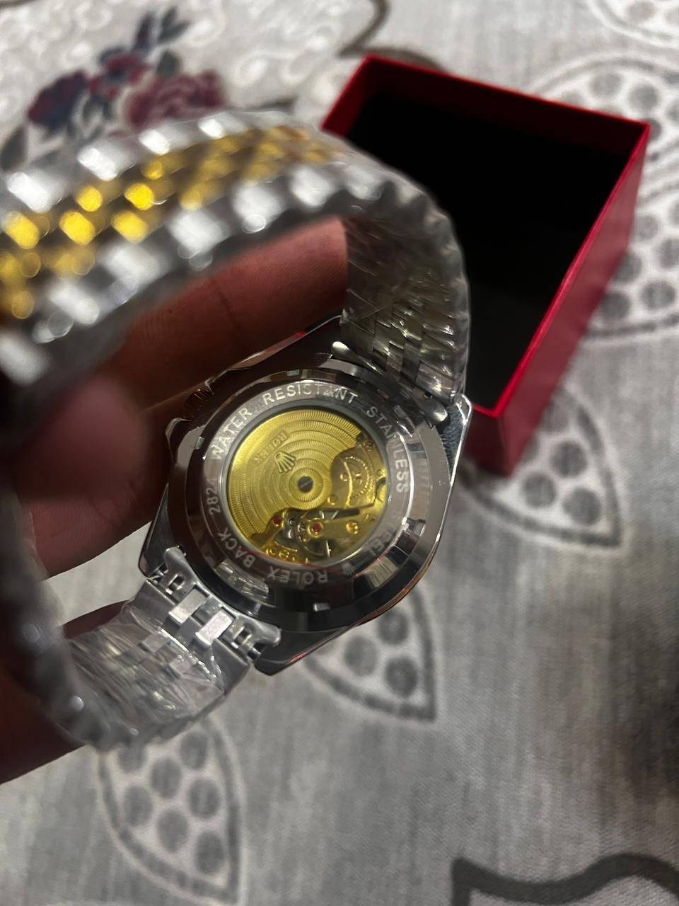 ساعه لوركس مختم قطعه اوتماتيك باله امزون البيع توصيل موجود


**إذا كنت صاحب هذا الإعلان وتريد حذفه لأي سبب، رجاءا أرسل رسالة إلى الدعم الفني**