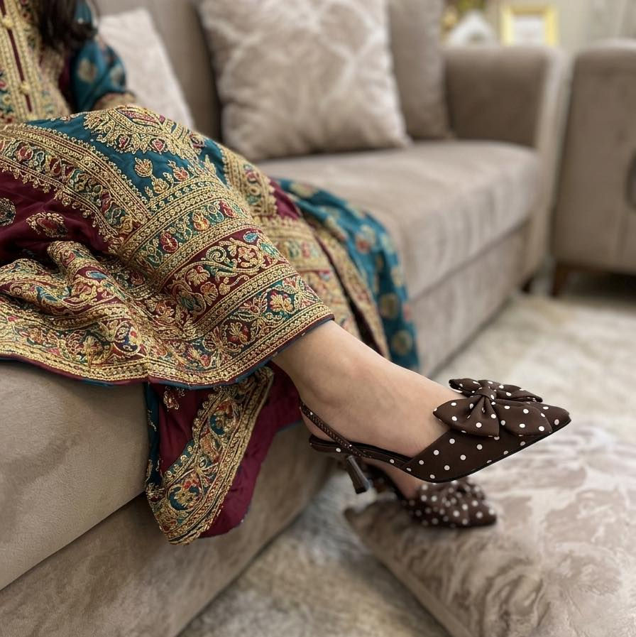 #جديد  
#الرمادي شارع الأورزدي #بداية الشارع العام #مجمع ورود مول #مقابل #مجمع_مكة_للملابس آخر محل #يساراً ... #للأستفسار #أكثر مراسلة البيج الخاص بالمحل. 👇👇👇👇


**إذا كنت صاحب هذا الإعلان وتريد حذفه لأي سبب، رجاءا أرسل رسالة إلى الدعم الفني**