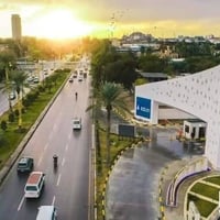 بوابه العراق • ٢٢٨م • ٣ غرف ماستر