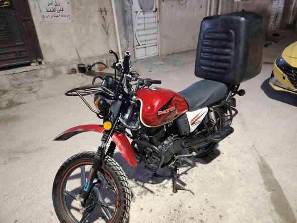 السلام عليكم شباب
دراجة دايوان جبلي 2020 جاهزه من كلشي كبل للشارع مرقمه بغداد باسمي شخصيآ تحويل ثاني يوم
السعر 1750 مليون و750
مكان بغداد الغزاليه رقم *********** متواجد واتساب
