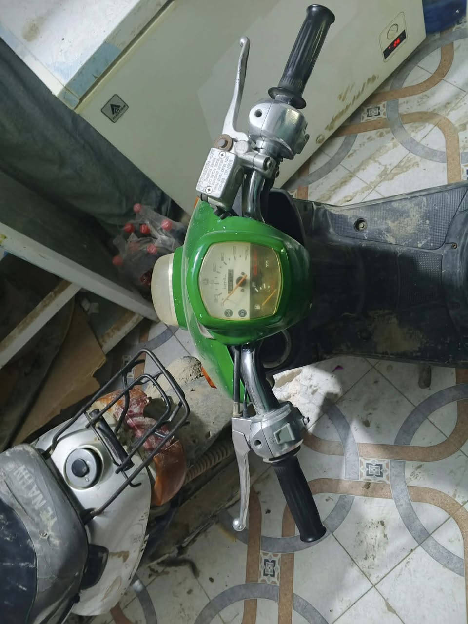 لسلام عليكم دراجه ماكس بوليس دراجه حلوه ونضيفه كهربائيات كله شغاله سلف هندر لايت بك لايت هورن عداد سرعه عداد بانزين كله شغال وشلعه معدل  بوشه 49بلاديه وبيه صالنصه رياضيه السعر 550 وبيه مجال  وشرط تجي تشوفه وتقتنع بيه ياله تاخذه المكان نجف الشراي خاص وبخدمته اني


**إذا كنت صاحب هذا الإعلان وتريد حذفه لأي سبب، رجاءا أرسل رسالة إلى الدعم الفني**