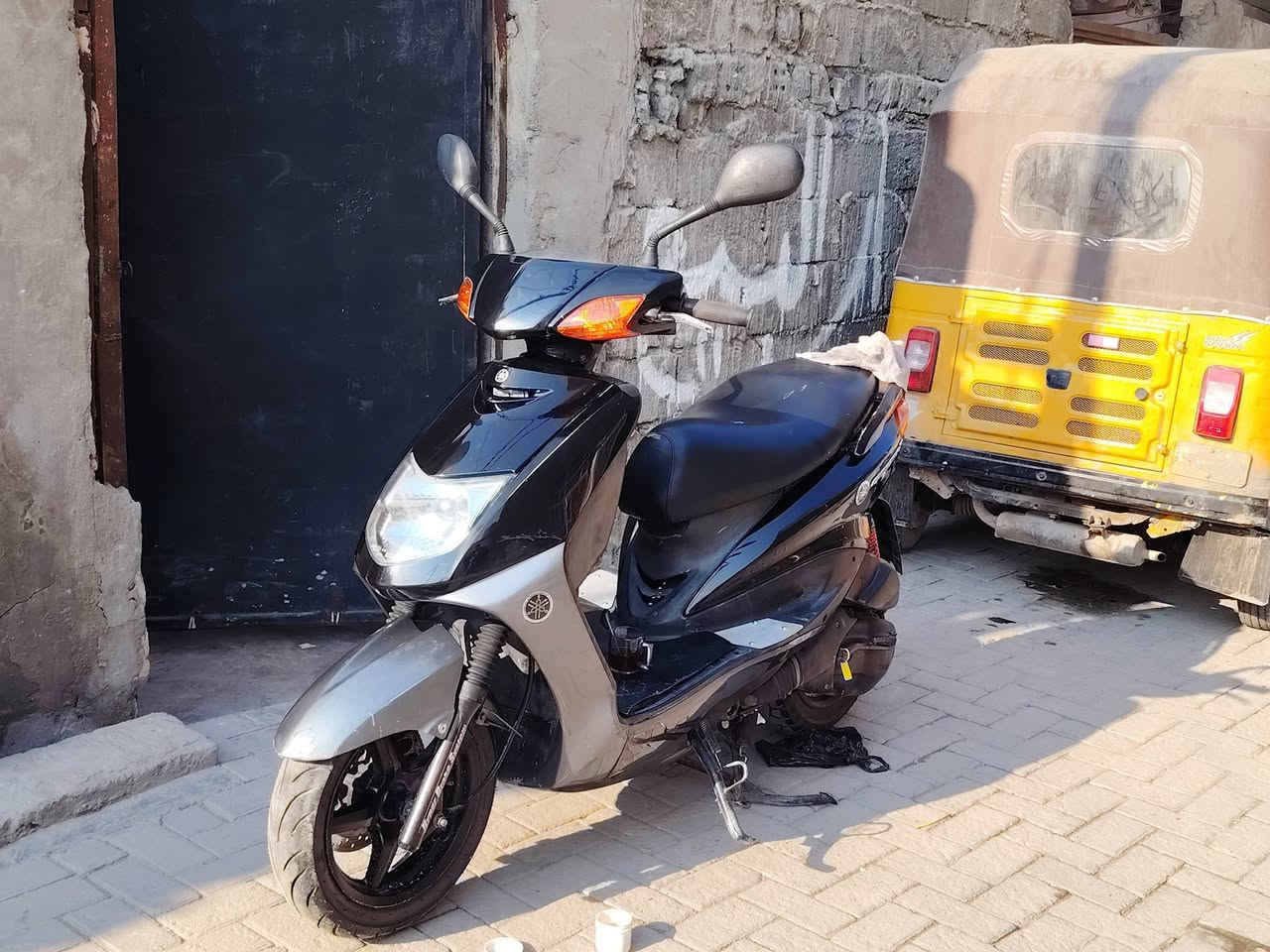 السلام عليكم سكنس نثيه ياباني 110 كفاله عامه السعر ٩٥٠ رقم ***********
