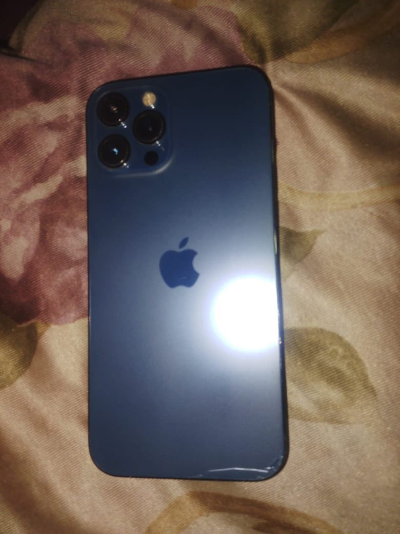 السلام عليكم. آيفون 12 برو ماكس ذاكرة 256  جهاز مامفتوح. بيه فطر زغير  بالضهر من جوة.  بطارية 76. شحنة حلو  فقط سماعة يلي جوة مضروبة. جهاز مامفتوح   للمراوس. أو للبيع السعر خاص مكاني بغداد شارع حيفا


**إذا كنت صاحب هذا الإعلان وتريد حذفه لأي سبب، رجاءا أرسل رسالة إلى الدعم الفني**