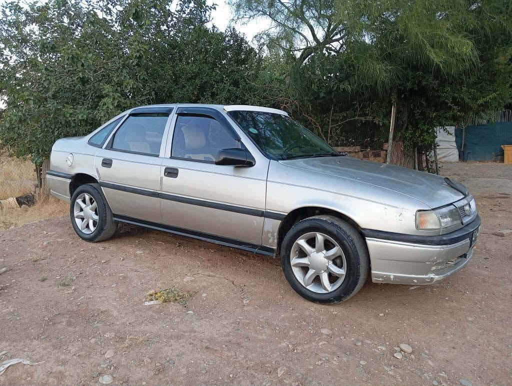 فيكترا 93 اتوماتيك مالي دوست 
سنه وي به شرتي حاسيبه و ئه وليات 
مكينه 20 گيرو مكينه ي به شرت زور مزبوته 
سياريه زور جوانه  
سعري 19گلا و معمه له 
شوين ;چمچه مال بو زانياري زياتر 
زم ;***********

*********** شمشمل, السليمانية
