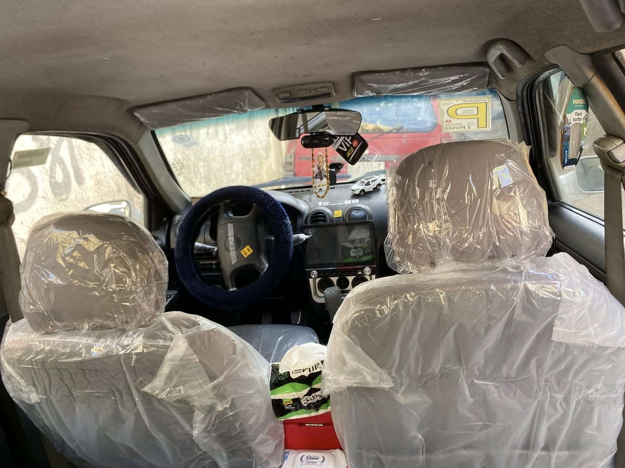 Ck 2013 كصه جديده كشنات عاليه طخم جديد تاير جديد مكينه وكير شرط لا صرف ولا نفخ شرط قطاره رقم نينوى تحويل من الشرعي ماشيه 100 الداخل مالها فول كدام العين ضررها جاملخ السكن معدل مو مبدل والبدنه معدله شاشه تدعم ويز مجاني كاربلاي سستم صوت كامل كاميرا خلفيه ليت زينون لدات ابيض السياره تأخذها ربع ماتصرف عليها تدفئه وتبريد شغال مري كهرب الجام الخلفي هيتر السياره وضع شركه بعدها سعرها 55 وبيها مجال ***********
