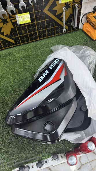 متوفر جميع قطع غيار خاصه بدراجات بوكسر 🏍️'
عنوان❗️: مجاور عبد ابو دوشمه سيارات 🚗 قرب محطه تساهل غسل 🫧 
التواصل
(***********) 📞
