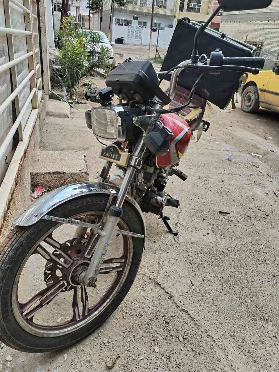 السلام عليكم دراجه إيراني موديل ٢٠٢٣ دراجه جديد خير من الله مااشي هواي مابيها نقص كله شغال تجي تفحص تروح سعر ٥٠٠ وبيها مجال حك الجيه مكان بغداد *********** بي واتساب مامتواجد بل فيس
