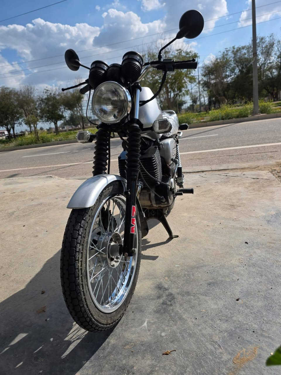 السلام عليكم قنبور للبيع 88 بلادي جديد قصه 50 رقم الموبايل ***********
