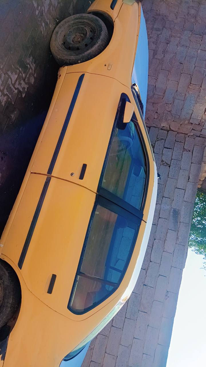 سلام عليكم سيار لبيع نوع السياره سبند مديل11السعر 16ورقه أو بيه مجال رقم الهاتف *********** مكاني نجف
