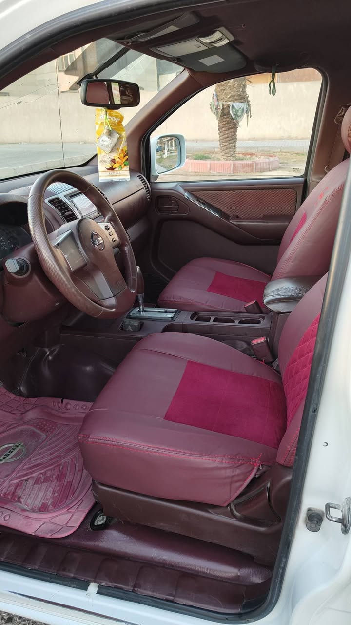 سلام عليكم نيفاره اوتماتيك LEموديل2009رقم اربيل السياره جاهزه من مكينه وكير بلادي تايرات تبريد وتتفاء بطاريه جديده يعني في مشيت الرحمن جاهزه من كلشي بس ماعده السنويه نافذه ومكاني في البصرة شط العرب والسعر90وبي مجال والى الطلاع اكثر رقم الهاتف ***********ومن الله التوفيق إلى الجميع
