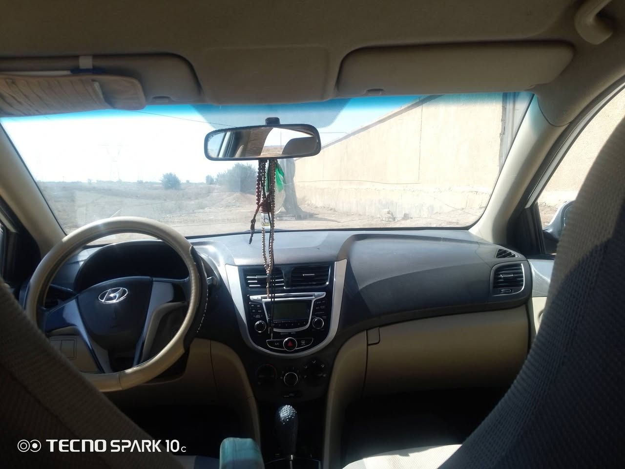 سيارة اكسنت 2013 رقم كربلاء انكليزي السعرر 80 وبيهه مجال الاتصال على هذا رقم ***********
