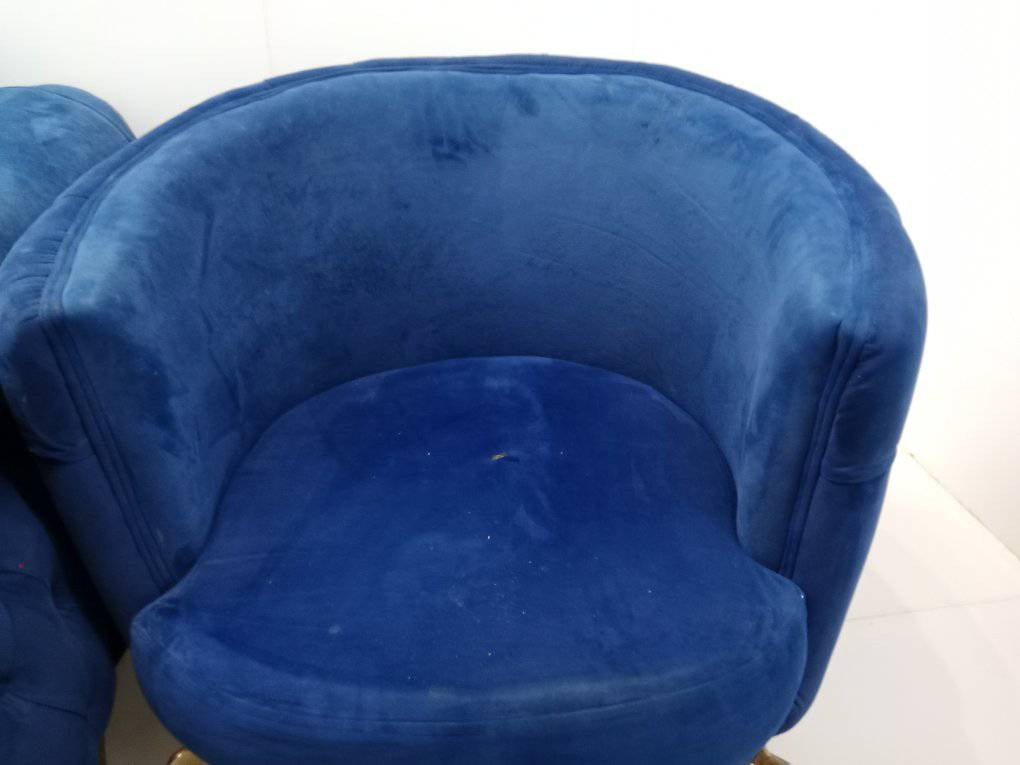 تخم 10 مقاعد كراسي 4 وقنفات ثلاثية 2  تفصال تكمة كلش كلش قوي نضيف جدآ بدون اضرار  العنوان بغداد *********** بيه واتساب
