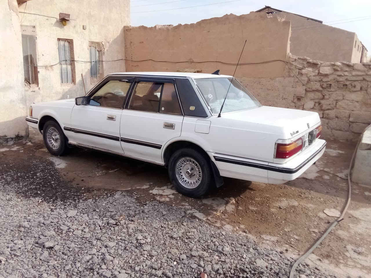 سلام عليكم سوبر 84محرك فيفتي السعر 40وبيه مجال قليل مكان السيارة مكحول رقم الهاتف ***********غيرمتواجدعل.فيس
