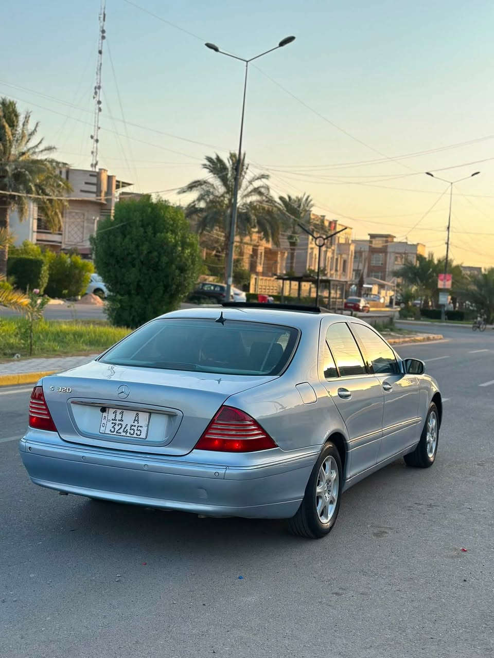 السلام عليكم
للبيع مارسدس 1999 S320
السياره جديده وجاهزه كير مكينه صدر تبريد جاهزه
السياره فووول للاخير 1/1 خنك
بيهه صبغ صفحتين تريد تحسبهه صفحتين تريد حزام بكيفك
بدون دواخل وتكم بدون شواصي ولغود
كله مكفول
رقم بغداد تحويل مباشر
بيهه نقص مسطره مال جوبلسات سعرهه 75 الف وطكه بلدبل الخلفي فقط
السعر 107$ ومجال جدا بسيط 
مكاني بغداد الحريه
***********
