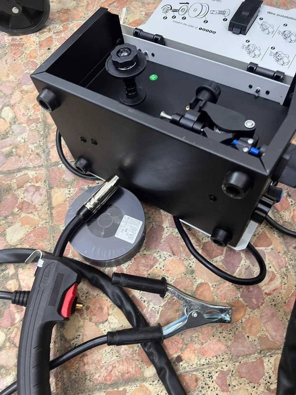 عندي هاي المكينة مااعرف سعرها خلي سعر بما يرضي الله وخذها بلعافيه وشرط جديده مامستخدمه مال امزون


**إذا كنت صاحب هذا الإعلان وتريد حذفه لأي سبب، رجاءا أرسل رسالة إلى الدعم الفني**