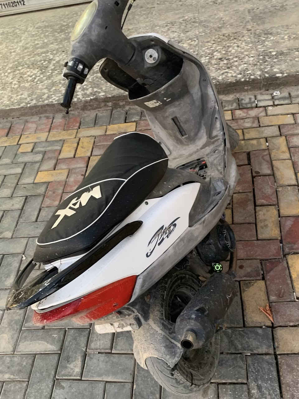 للبيع دراجة ماكس مغولي دراجة نضيفة سعر 325 وبيها مجال مستعجل ع بيعها ***********
