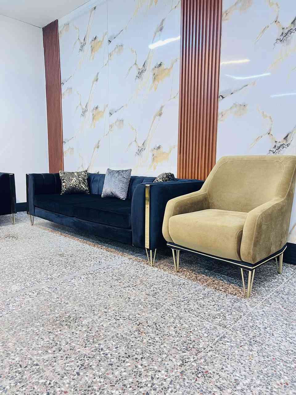 تخم تركي 8 مقاعد اخو الجديد مابي اي ضرر ثقيل جداً العنوان الدوره ***********
