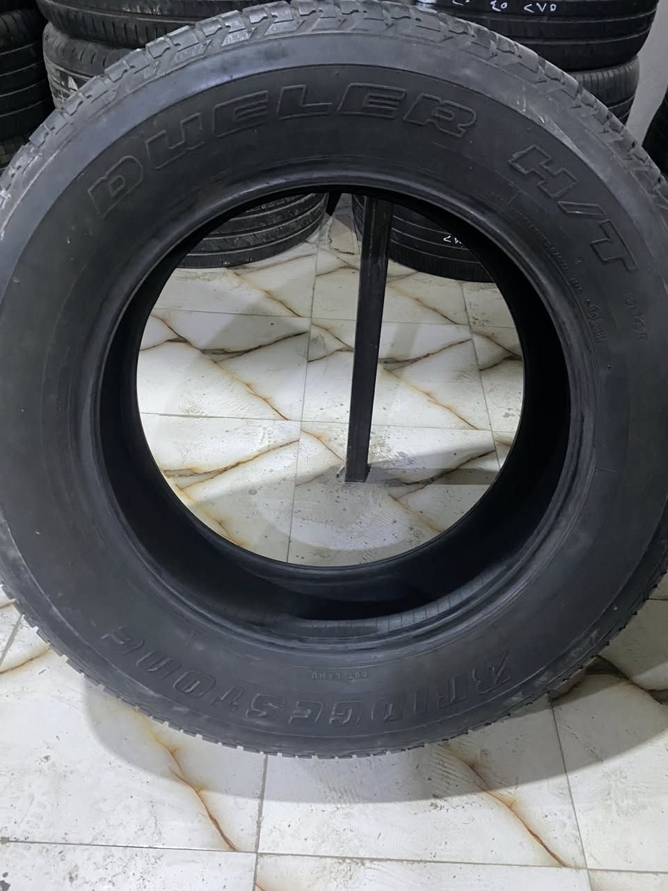 السلام عليكم تخم تاير برجستون اصلي قياس 20 60 275 للبيع مكاني بابل خدمات امجد رسول ***********
