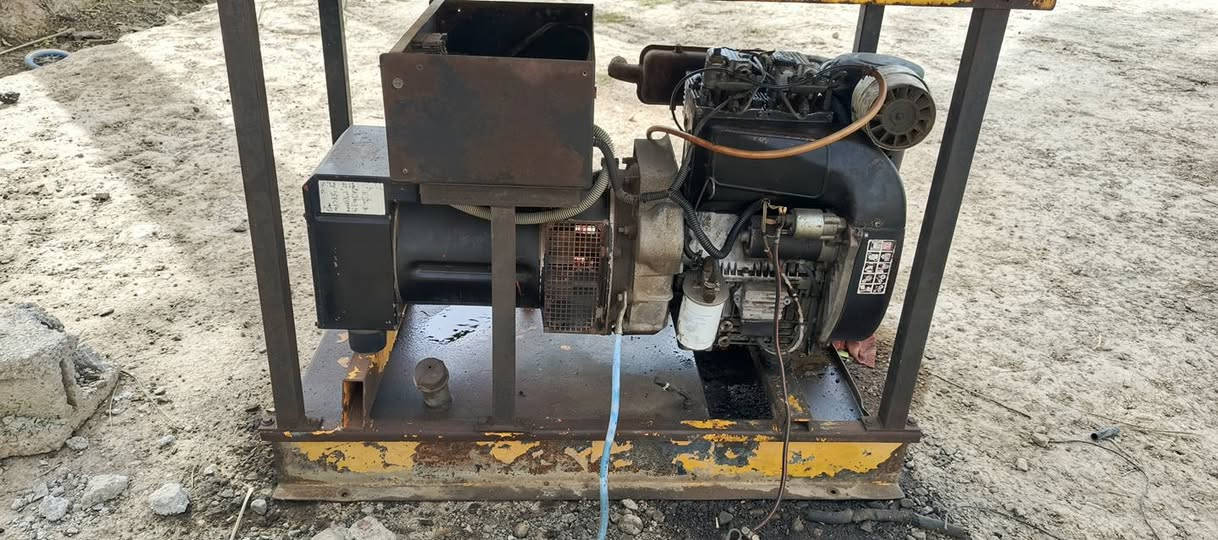 للبيع او مراوس  نمبر ديني شغال بشرط عل فحص  12ونص كيفي يوجد توصيل المكان ديالى ناحيه العضيم  للاستفسار ***********
