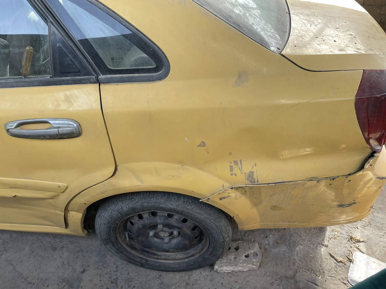 ابيع حزام ( طخات و ضربات بسيطة )
السيارة واكفه ينرادلها تصليح 
مشكلة بـ كور المحرك 
السيارة متروكة بيها نواقص ينرادلها شغل 
رقمها صدامي

3,500$ سعرها

بغداد السيدية 
***********
