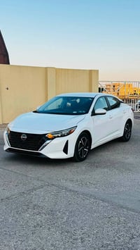 NISSAN SENTRA SV بدون سبخ // بي سبخ موديّل 2024 مواسهفات SV سه ياركه ب...