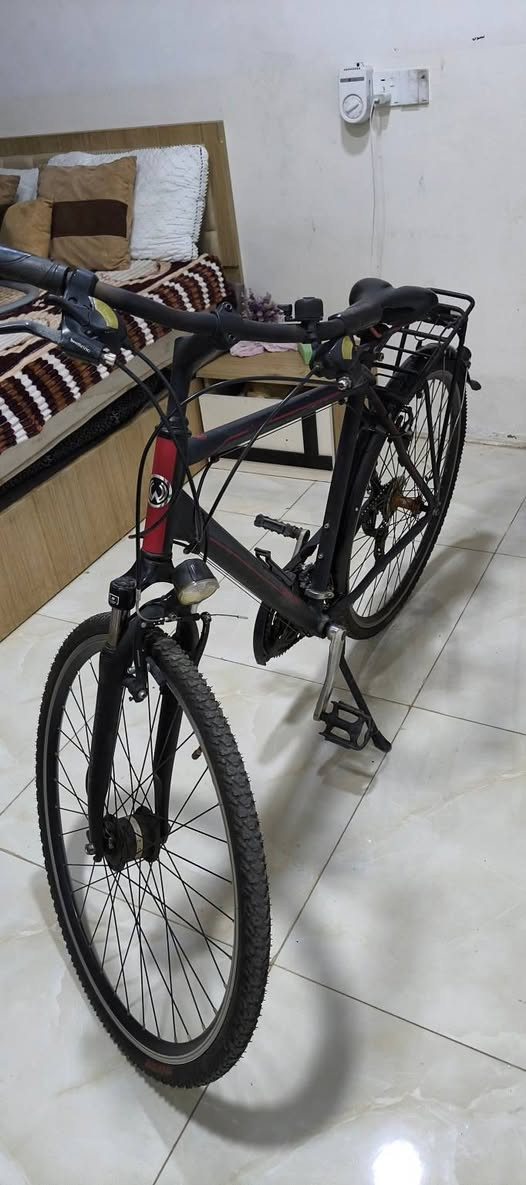 دراجة هوائية من طراز Winora Domingo 24. بايسكيل الماني مال رحلات سعر 175الف     
رقم ***********

تأتي الدراجة بإطار من الألومنيوم خفيف الوزن وعالي الجودة.

مجهزة بنظام نقل حركة Shimano بـ 24 سرعة.

تحتوي على شوكة تعليق SR Suntour بمسافة حركة 63 ملم
