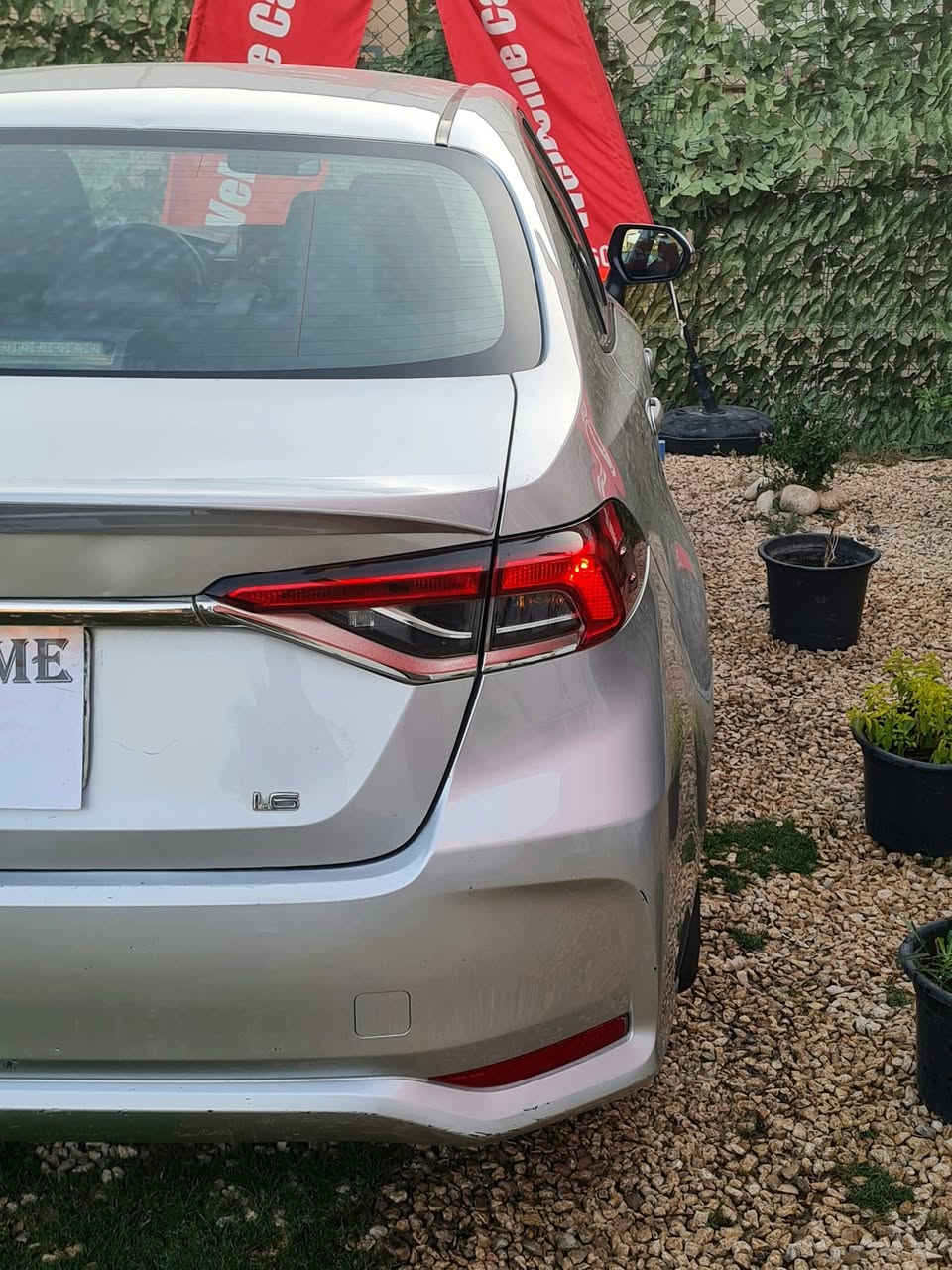 2021
100km
فئه اولي صيانات منتظمه 
فابريكا بالكامل بره وجوه 
المعاينة اكتوبر كمبوند دجله بالمز 
السعر 970
فون و واتس 01002806535


**إذا كنت صاحب هذا الإعلان وتريد حذفه لأي سبب، رجاءا أرسل رسالة إلى الدعم الفني**