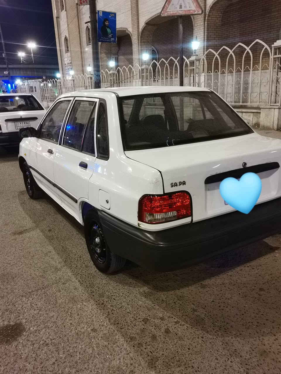 سلام عليكم
السياره جاهزه من كلشي گير مكينه حداديه جاهزات جدد ضررها (بنيد وجاملغ)رقم انكليزي تخم تاير باتري جديد جاهزه السعر ٣٧وبيهه مجال حك الجيه المكان النجف ***********
