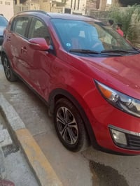 سبورتج 2013 السياره جاهزه تخم تاير جديد السياره مابيهه كل نقص  حادثهه ...