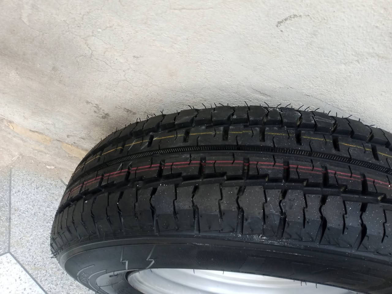 سلام عليكم للبيع تاير ويل كيا حجم 14 جديد مانازل اصلي لاسه الاستفسار 0788241225


**إذا كنت صاحب هذا الإعلان وتريد حذفه لأي سبب، رجاءا أرسل رسالة إلى الدعم الفني**