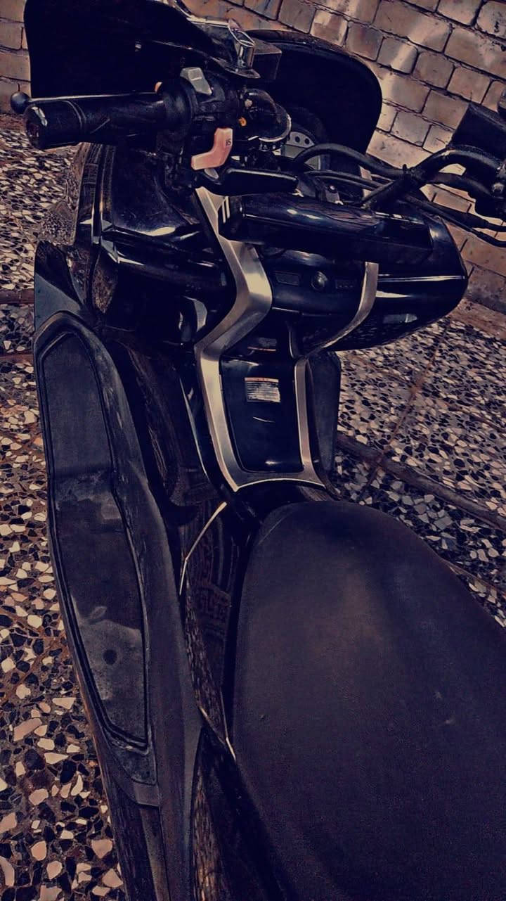 السلام عليكم دراجة ماجستة اس 2014 للبيع مكاني حي البتول بغداد السعر 750 الف وبيها مجال للشراي ***********
