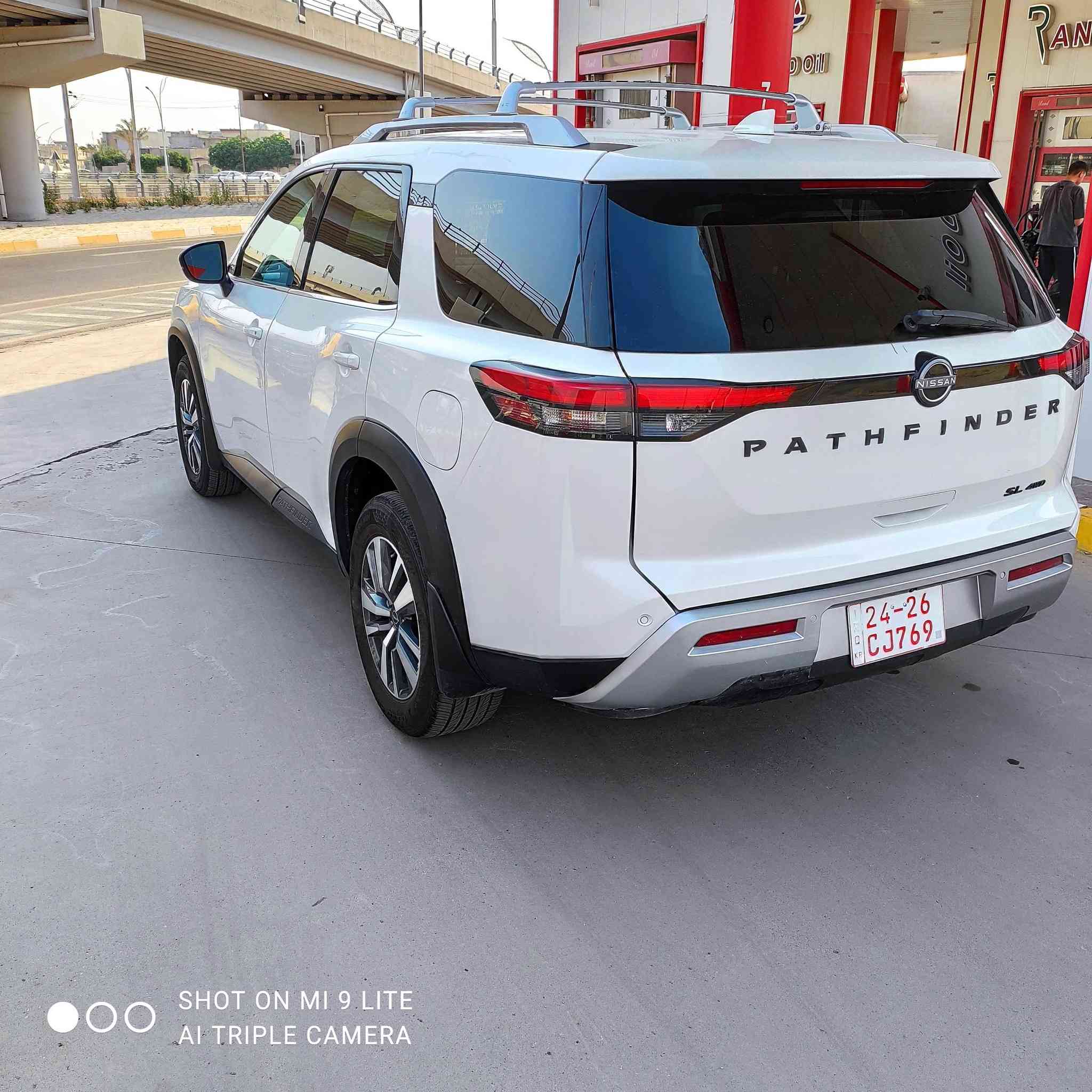 📌 Nissan Pathfinder 2024 SL 4WD
تبديل جنطه بلادي  
♂️عداد المسافة 9900 mile 
💵 (السعر/26800 $) 
♦️(السيارة بدون ايرباك) 
♦️ (السيارة ترقم شمالي/سليمانية-أربيل-دهوك) 
♦️المواصفات :
SL 4WD فول عدا بانوراما
بصمة تشغيل
شحن واير لس
بصمة ابواب
تشغيل عن بعد(Remote Start) 
صندوق شفط كهربائي 
كاميرات محيطية 360°
رادار امامي (تحديد مسار)
رادار جانبي (نقاط عمياء)
رادار خلفي (تحذير من الاصطدام)
حساسات امامية+ خلفية
كشنات جلد
كشنات تدفئة 
كشن خلفي متصل 
تبريد قطعتين لمس
بردات خلفية 
تحكم وضعيات القيادة...Drive Modes 
اوتو ستارت Auto Start 
اوتو ستوب Auto Stop
شفتات استيرن 
هيتر استيرن
Apple Car Play
Android Auto 
هاند بريك بصمة
اوتو هولد Auto Hold
شاشة كبيرة لمس+كاميرا
وبقية المواصفات المعروفة
معرض البروج♦️كركوك شارع المعارض
♦️ للاتصال
***********
