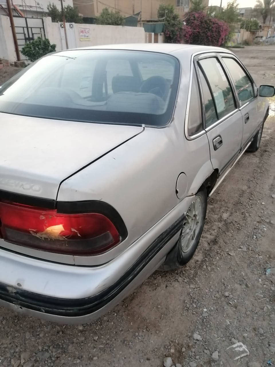 السلام عليكم برنس للبيع موديل 93 بلاديه رقم ديالى انكليزي العنوان ديالى بعقوبه سعر مناسب نتصل ***********
