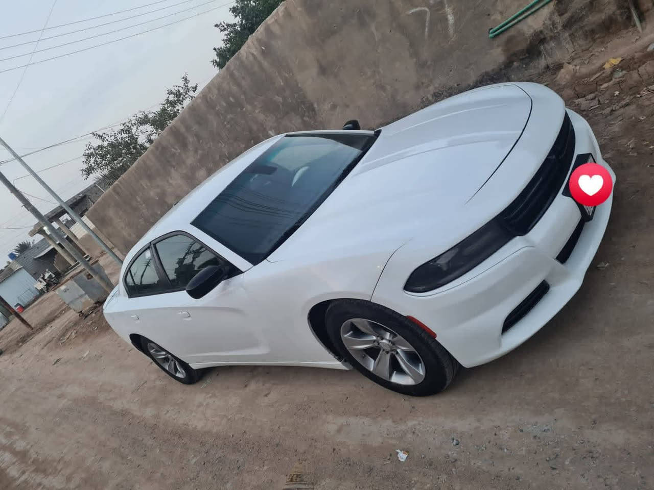 سلام عليكم جارجر مديل 15 اصل
مكينه 3600 سياره جاهزه  رقم ذي قار تحويل ثاني يوم 

الحادث مالته جملغ وبنيد السعر 175 وبيهي مجال بسيط 

شراي يتصل ويدلل رقم *********** مكاني بصره القرنه
