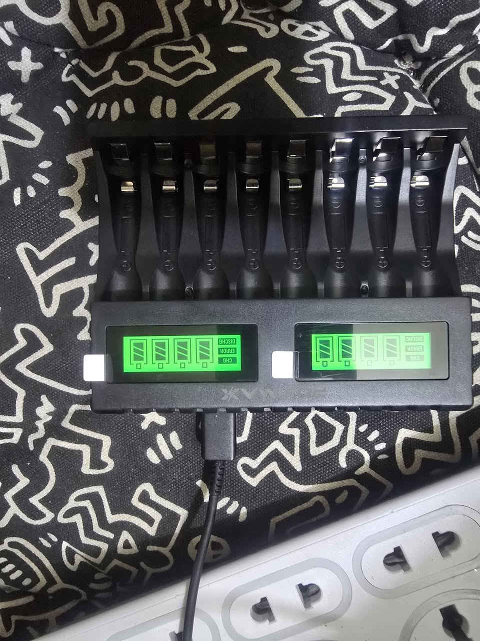 شاحن بطاريات
وشاحنه ابرة ٢٠٠ واط وزن ثقيل


**إذا كنت صاحب هذا الإعلان وتريد حذفه لأي سبب، رجاءا أرسل رسالة إلى الدعم الفني**