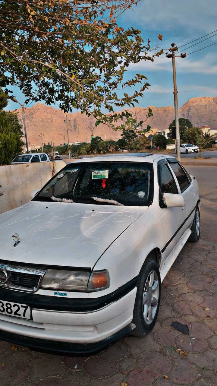 ‎ئۆپڵ ڤیکترا علوج مەکینە(١٦)قایش پان
مۆدیل٩٣
سپی سڵاید
گێر و مەکینە بەشەرت 
ماڵی مەدەنی بەشەرت
١٨ گەڵ‎ رانية, السليمانية


**إذا كنت صاحب هذا الإعلان وتريد حذفه لأي سبب، رجاءا أرسل رسالة إلى الدعم الفني**