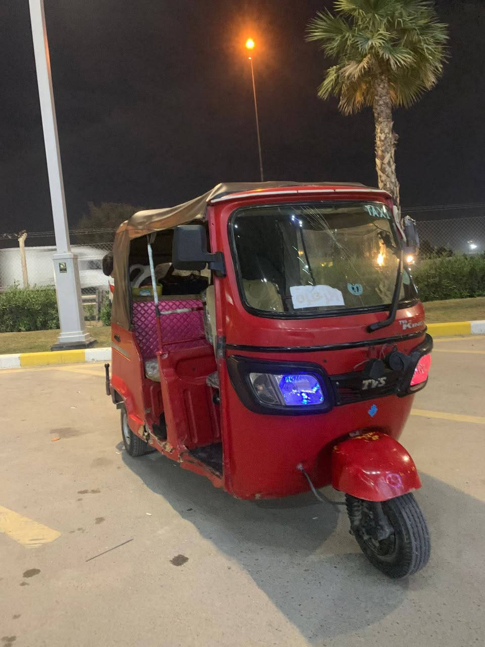 السلام عليكم تيفي اس موديل 17 أوراق تكتك خير من الله عندك الخياسات مثل ما موضح بل فيديو كهرباءيات كلهة شغاله  تخم تايرات المكينه خير من الله السعر 3500. وبيها مجال حك الجيه بغداد الغزاليه الهاتف ***********
