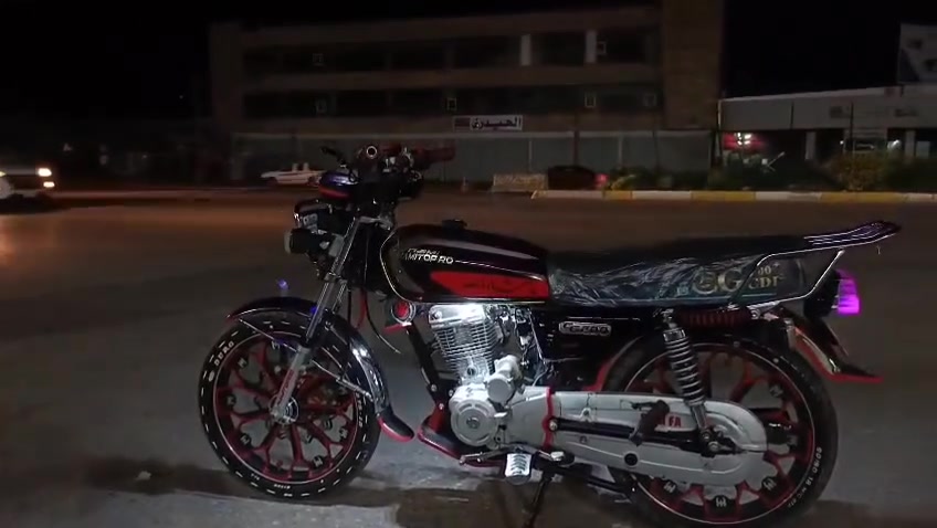 سلام عليكوم شباب نامي توبرو مكينا ٢٠٢٠ هيكل ٢٠٢٥  مكينا كبس منفيس الماطور كلو با شرط ما بي اي عيب الماطور ماشي ٦٨٠٠ المطور ما ناقصو برغي سعر ٥٧٥ دولار وا مجال ***********

